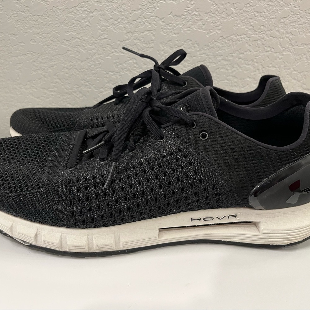 Under Armour Men's Black Running Shoes